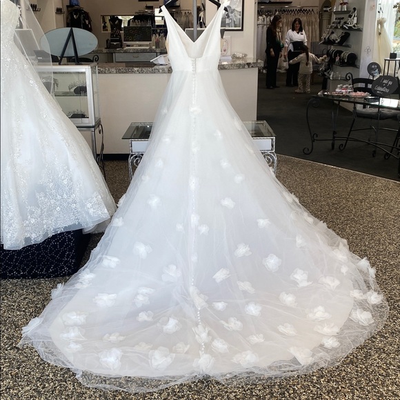 Morilee Blu “Pansy” 4166 IVORY - Picture 6 of 6